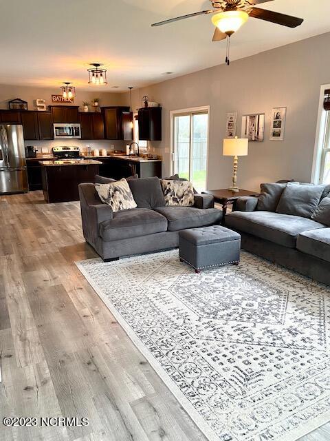 124 Backfield Place Jacksonville, NC 28540 - Photo 10 of 44 IMG_1417