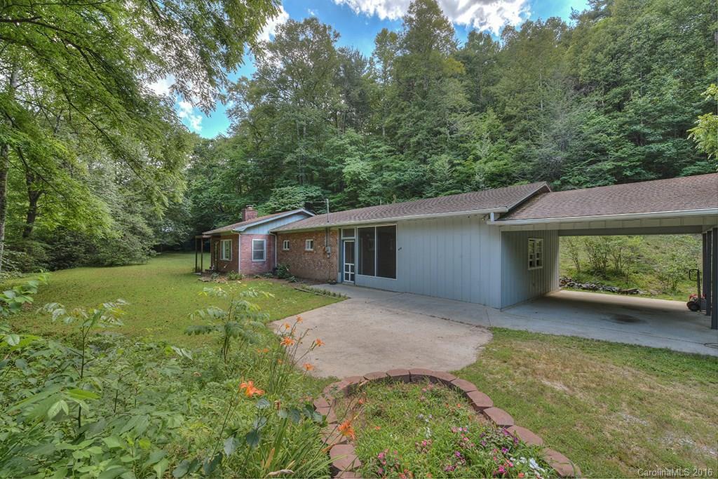 476 Roscoe Lewis Road Sylva, NC 28779 - Photo 2 of 24 Gallery Image 2
