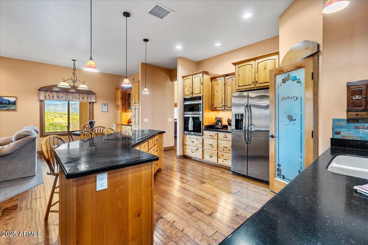 6750 Pinyon Pine Circle Rimrock, AZ 86335 - Photo 18 of 53 Breakfast Island