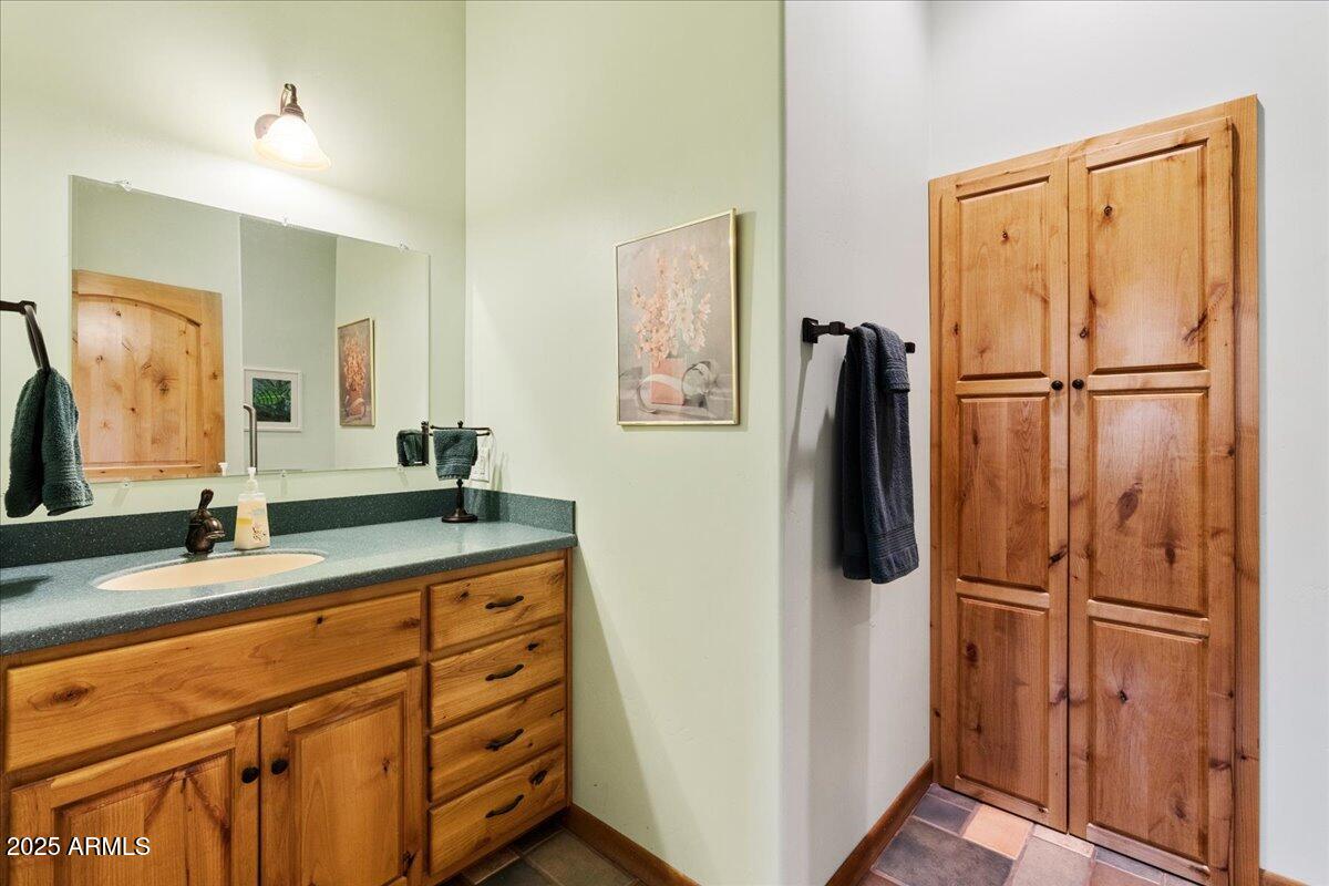 6750 Pinyon Pine Circle Rimrock, AZ 86335 - Photo 32 of 53 Ensuite Bathroom 4 Vanity