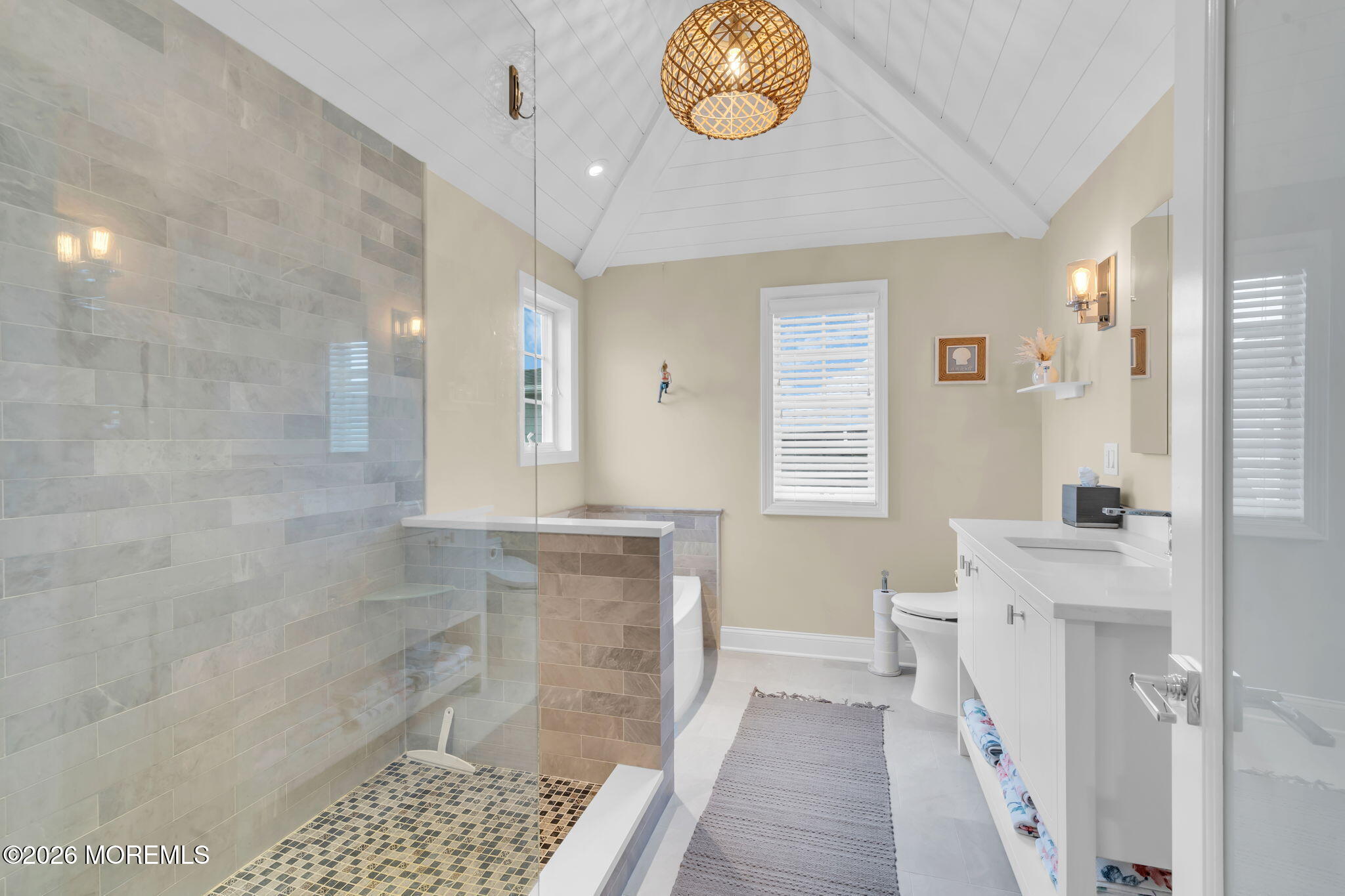 304 Elizabeth Avenue Point Pleasant Beach, NJ 08742 - Photo 26 of 32 3rd fl bathroom