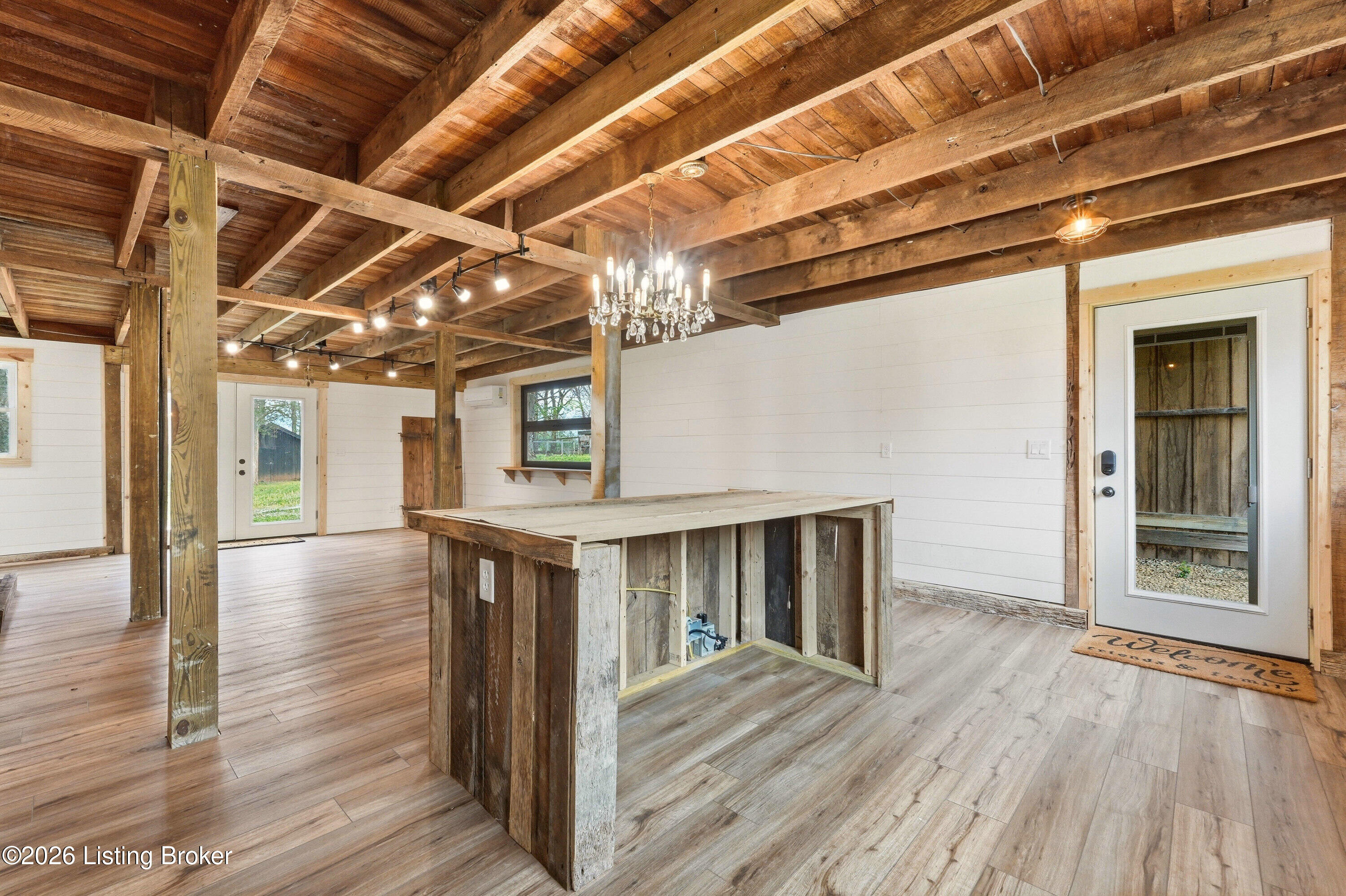 1574 Wales Run Road Mount Washington, KY 40047 - Photo 42 of 61 Barb First Floor Entrance