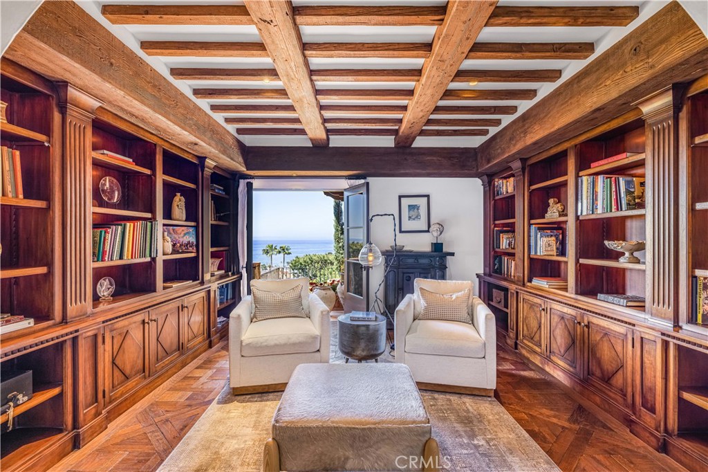 640 Diamond Street Laguna Beach, CA 92651 - Photo 19 of 32