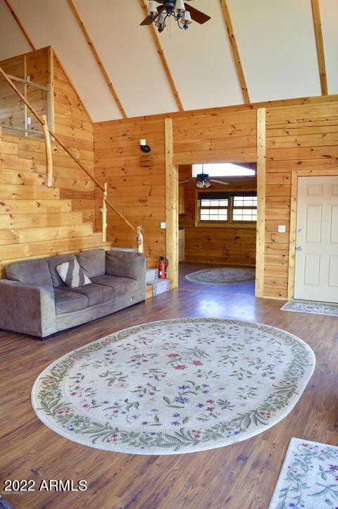 9845 Gleed Station Road Ash Fork, AZ 86320 - Photo 9 of 29 Glee liv to kit