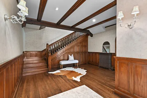 $1,195,000 | 2225 North Lake Drive, Milwaukee, WI 53202