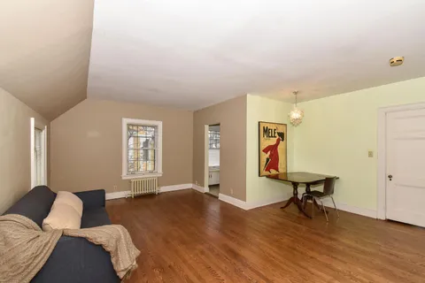 $1,195,000 | 2225 North Lake Drive, Milwaukee, WI 53202