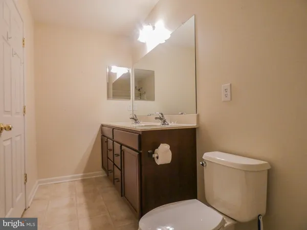 $2,600 | 2105 Lexington Mews, Swedesboro, NJ 08085