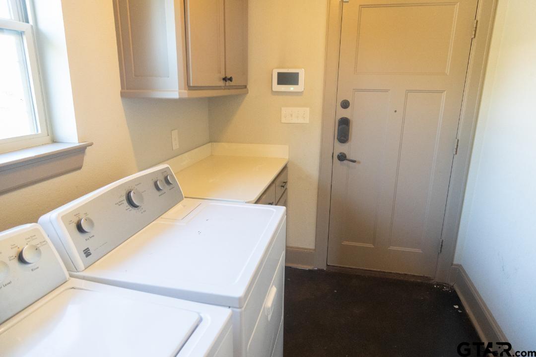 300 Rita Drive Lindale, TX 75771 - Photo 11 of 17 a utility room with dryer and washer