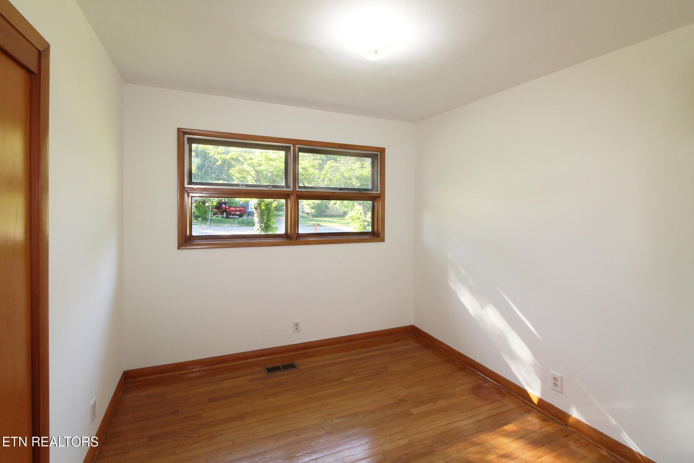 3204 Walnoaks Road Knoxville, TN 37921 - Photo 19 of 32 IMG_9462
