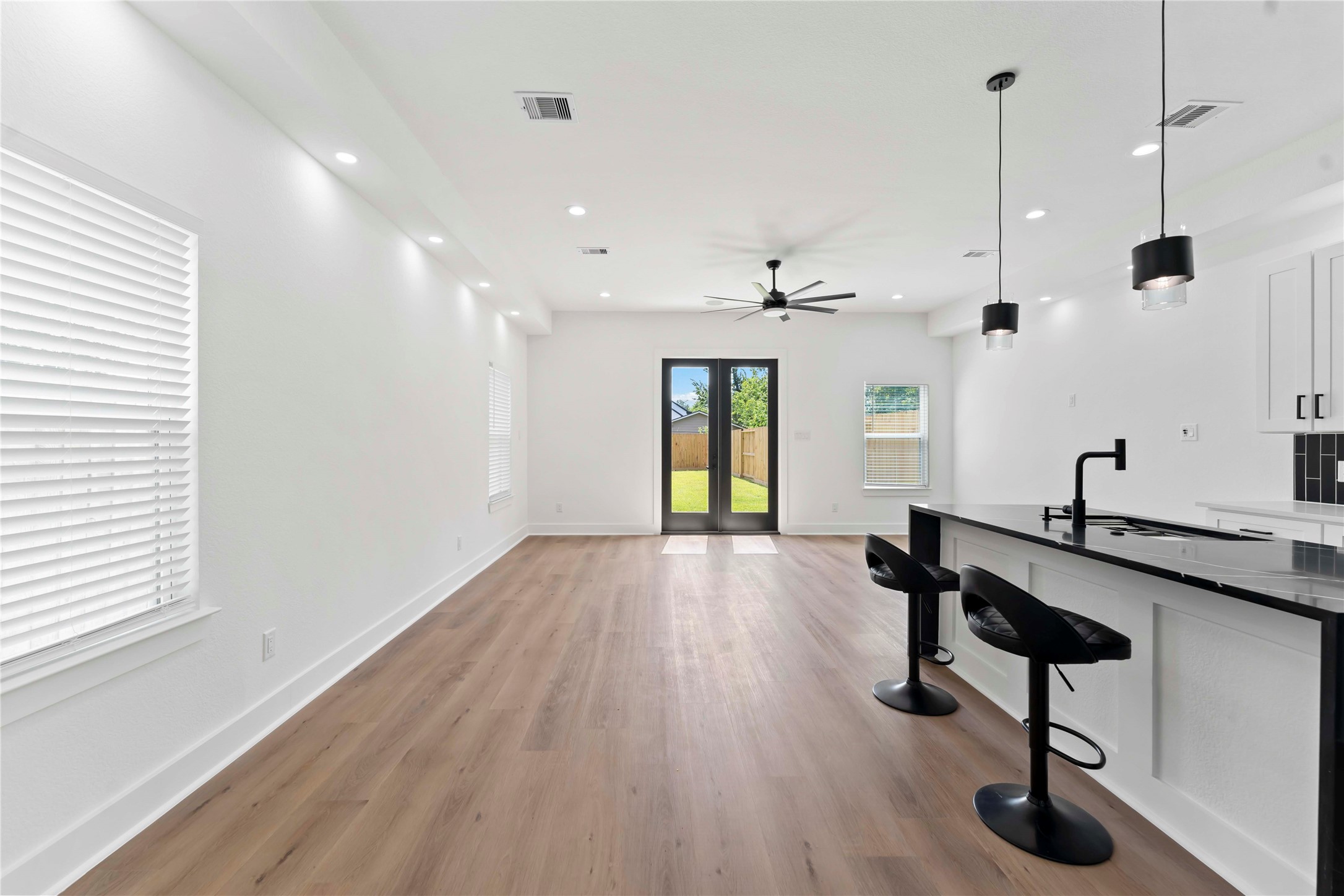 8501 Safeguard Street, Unit B Houston, TX 77051 - Photo 7 of 30