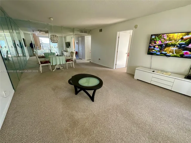 $134,900 | 7690 Northwest 18th Street, Unit 303, Margate, FL 33063