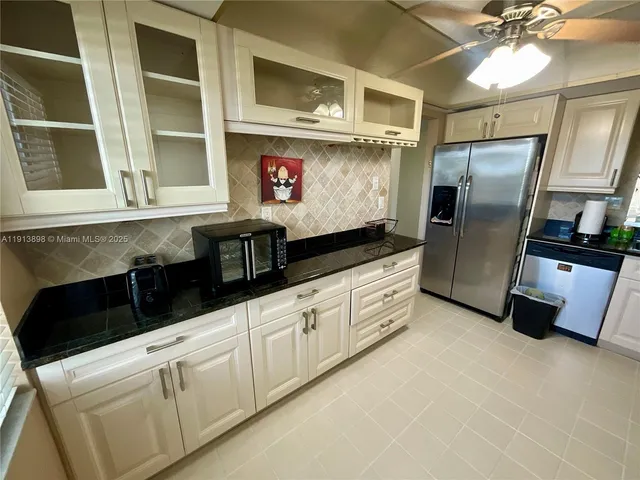 $134,900 | 7690 Northwest 18th Street, Unit 303, Margate, FL 33063