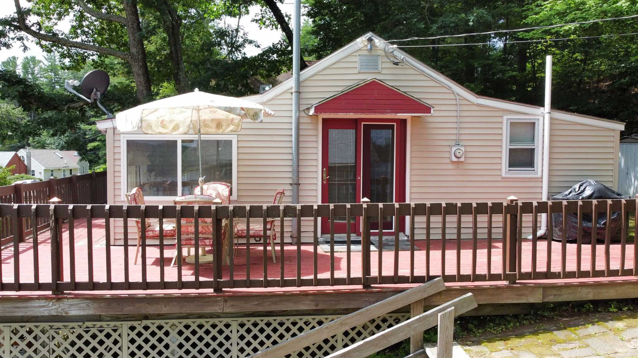 69 Noyes Road Tilton, NH 03276 - Photo 2 of 30