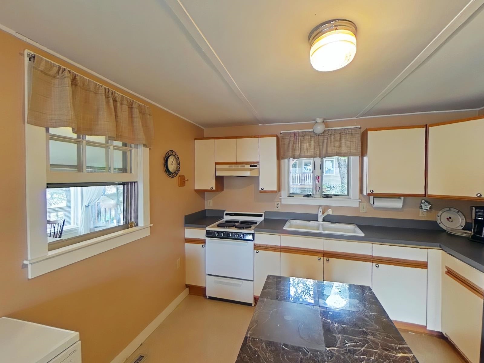 69 Noyes Road Tilton, NH 03276 - Photo 13 of 30