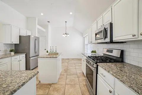 $384,900 | 4625 Tanque Drive, Fort Worth, TX 76137