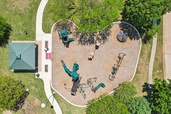 $384,900 | 4625 Tanque Drive, Fort Worth, TX 76137