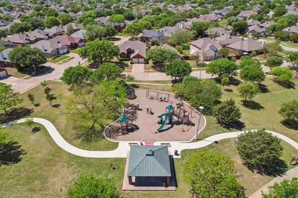 $384,900 | 4625 Tanque Drive, Fort Worth, TX 76137