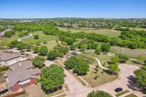 $384,900 | 4625 Tanque Drive, Fort Worth, TX 76137