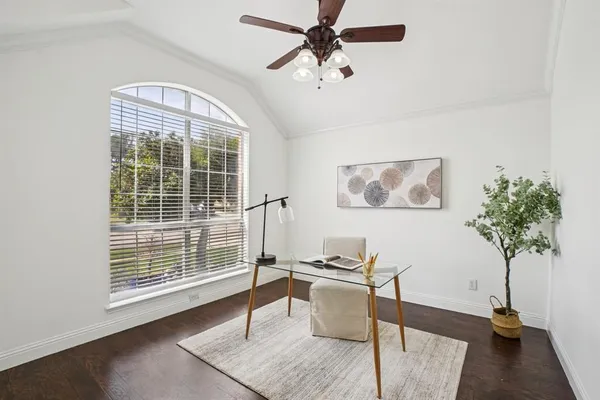 $384,900 | 4625 Tanque Drive, Fort Worth, TX 76137