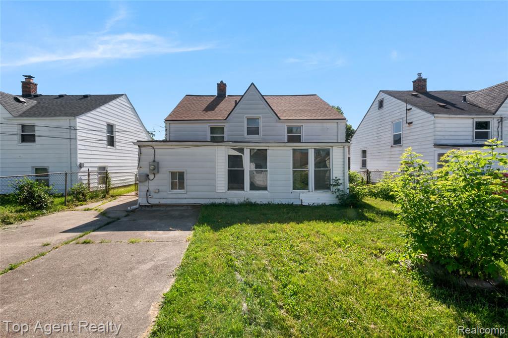 22085 Rausch Avenue Eastpointe, MI 48021 - Photo 33 of 39