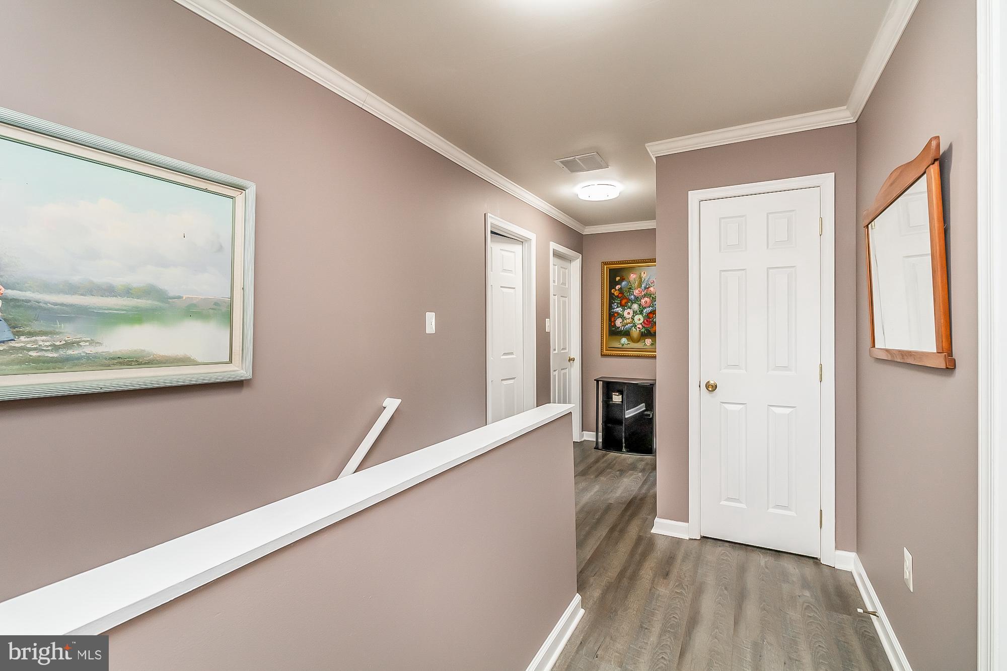 7929 Bridge Avenue Rosedale, MD 21237 - Photo 20 of 47 2nd Floor Landing