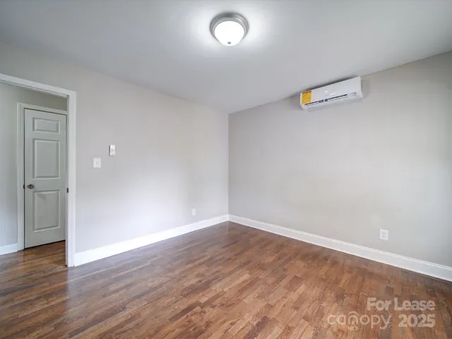 $1,200 | 321 South Gardner Avenue, Unit 6, Charlotte, NC 28208