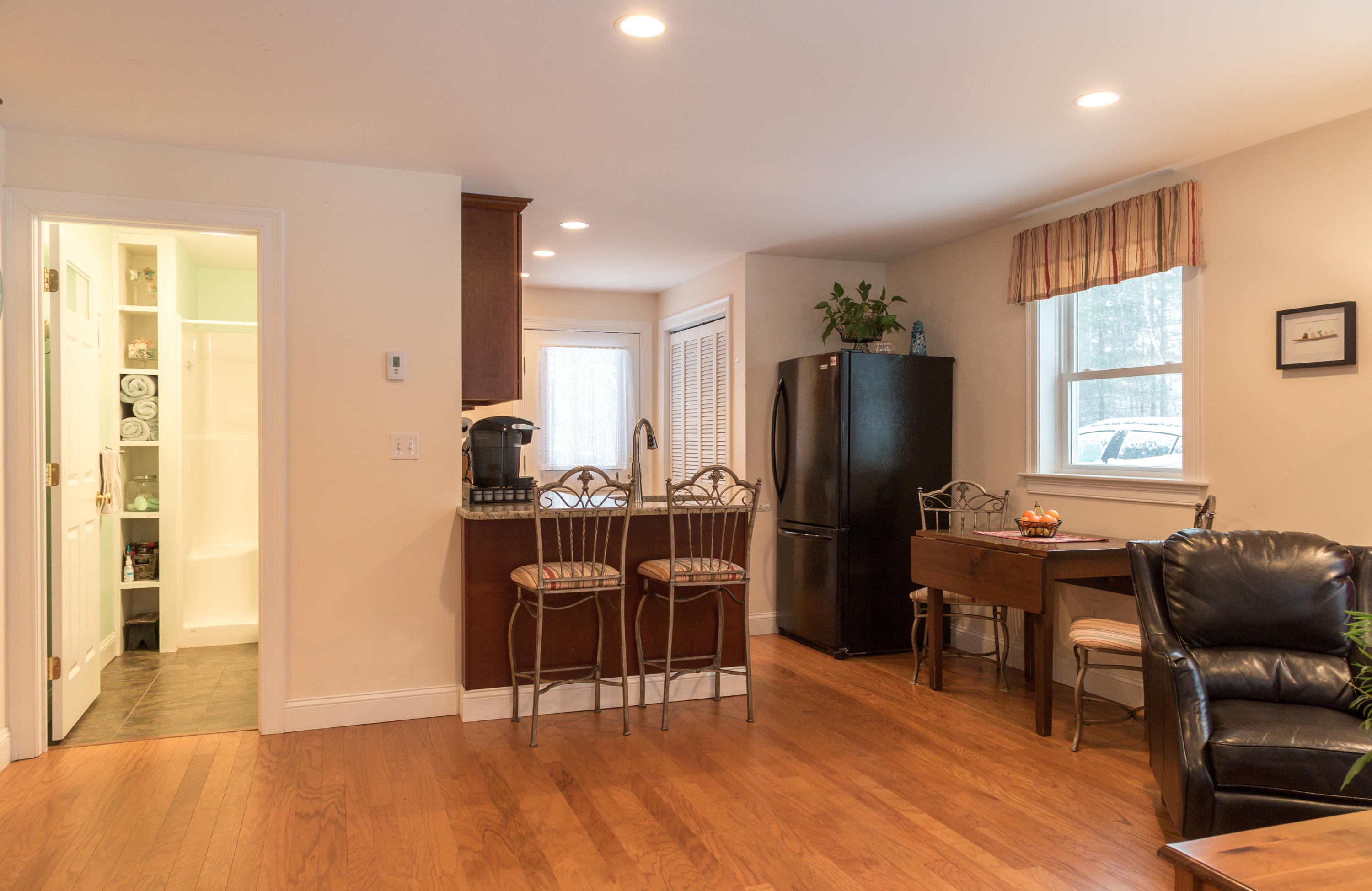 19 Berry Road Harrison, ME 04040 - Photo 4 of 20 Main Room