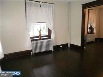 133 Sylvan Avenue Rutledge, PA 19070 - Photo 5 of 12 Living Room