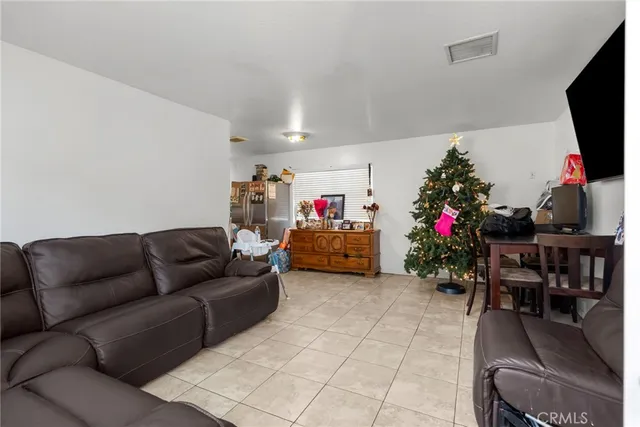$660,000 | 11419 Acala Avenue, San Fernando, CA 91340