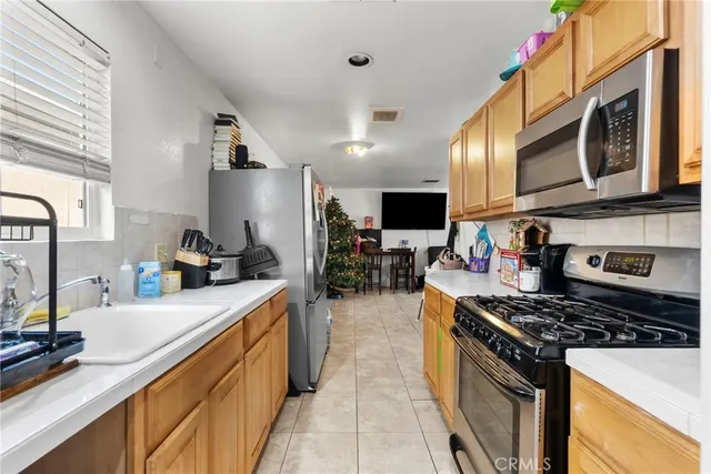 $660,000 | 11419 Acala Avenue, San Fernando, CA 91340