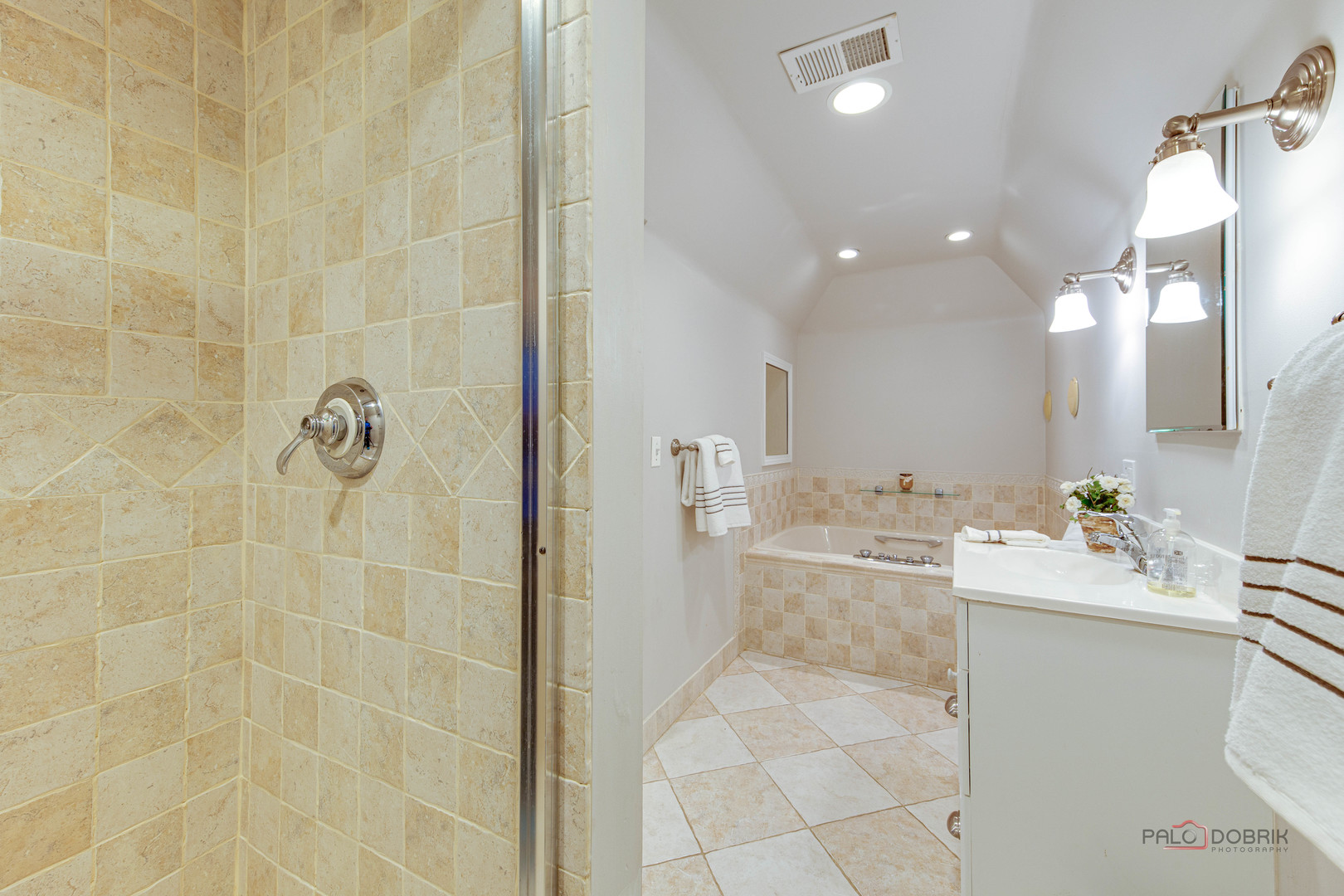 140 Summit Place Lake Forest, IL 60045 - Photo 30 of 39 a bathroom with a sink a toilet and shower