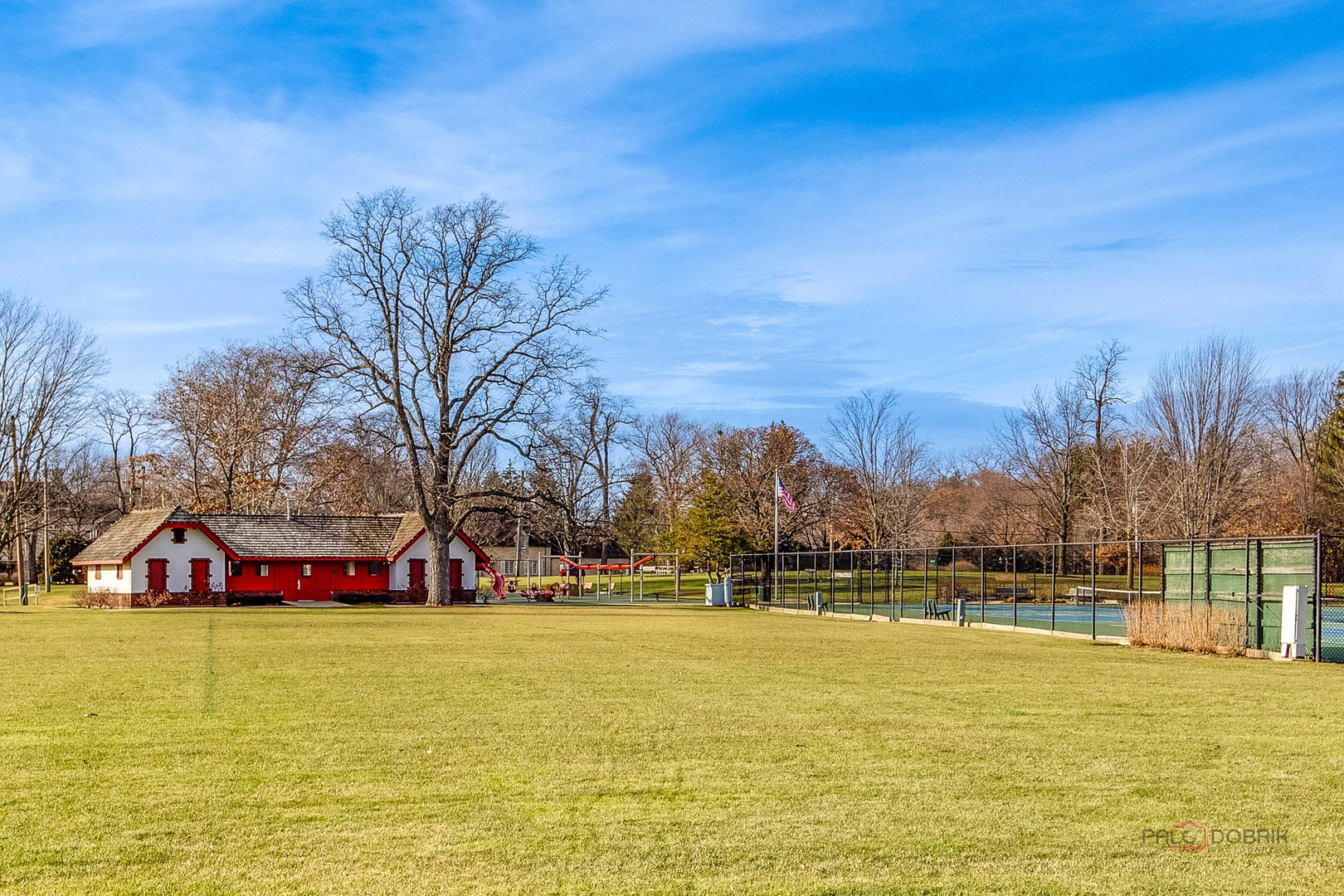 140 Summit Place Lake Forest, IL 60045 - Photo 38 of 39 a view of swimming pool with an outdoor space and seating area