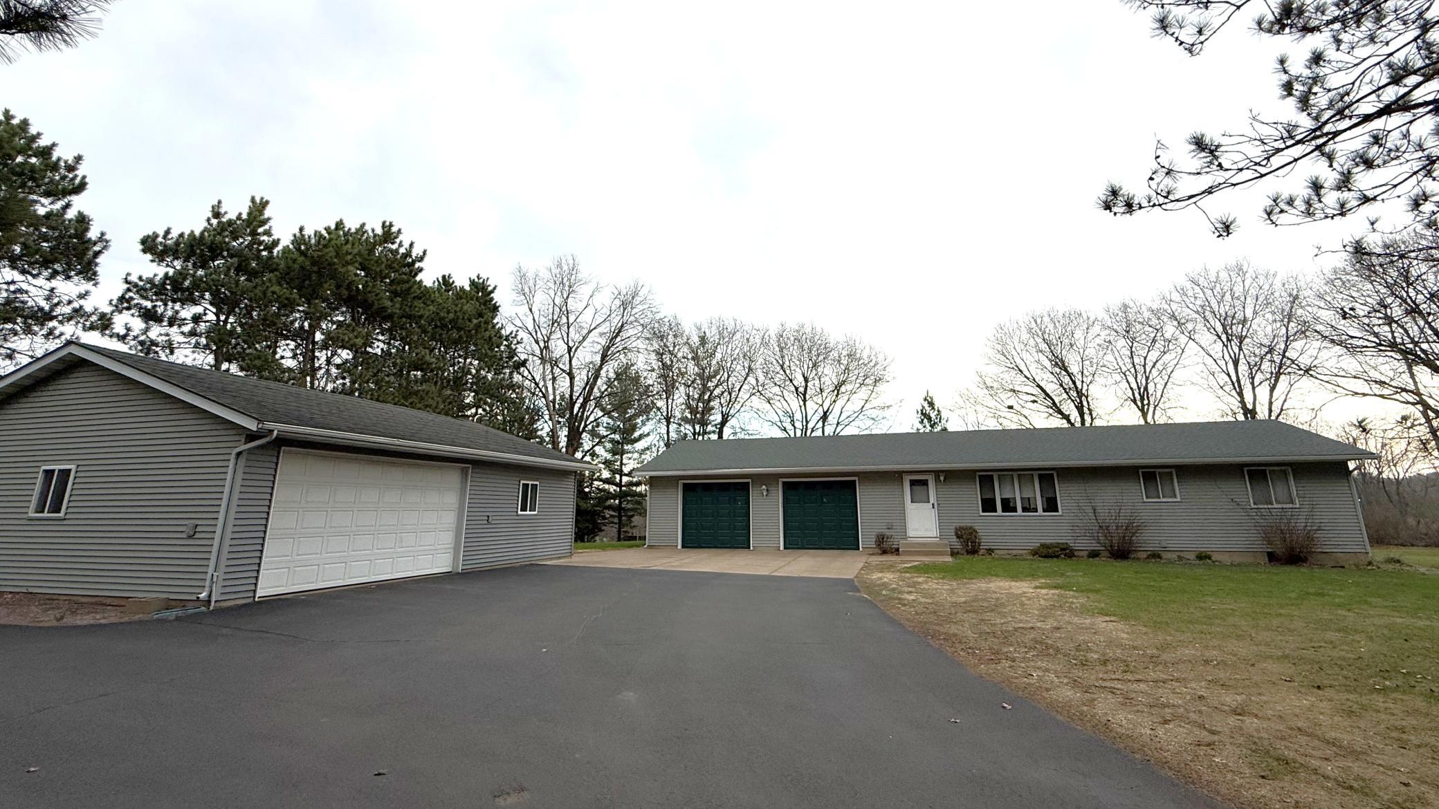 4437 Old Wells Road Eau Claire, WI 54703 - Photo 9 of 78