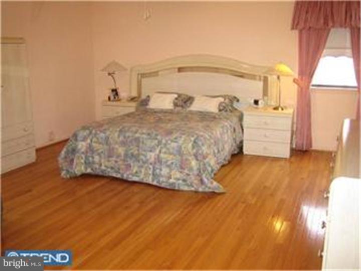 37 Whitechapel Drive Mount Laurel, NJ 08054 - Photo 9 of 10