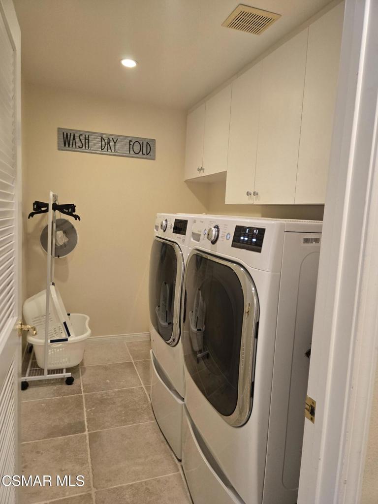 6364 Deerbrook Road Oak Park, CA 91377 - Photo 11 of 22