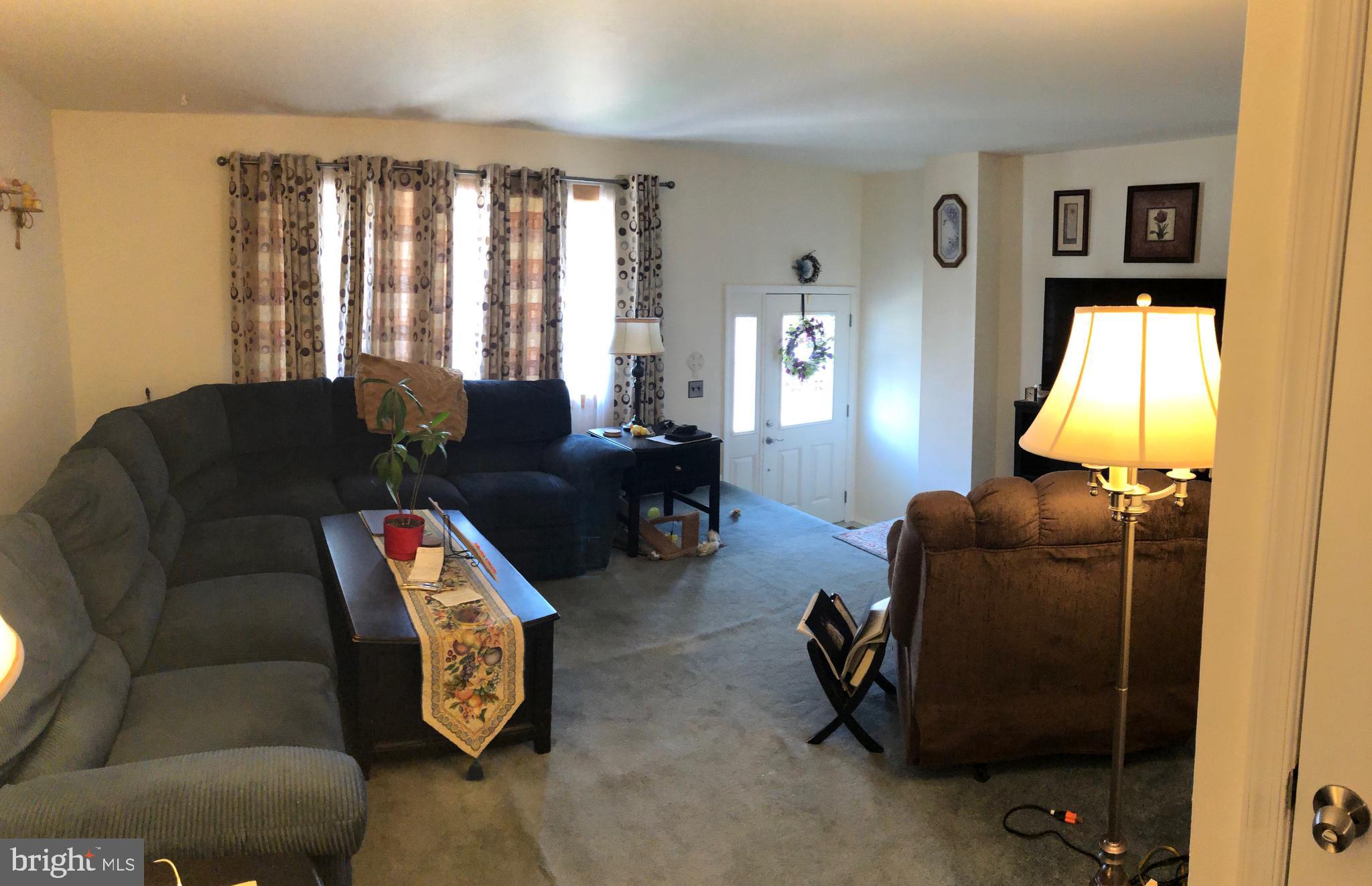 12122 Medford Road Philadelphia, PA 19154 - Photo 3 of 9 Gallery Image 3