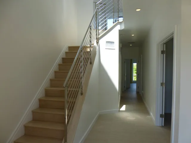 a view of entryway and gallery