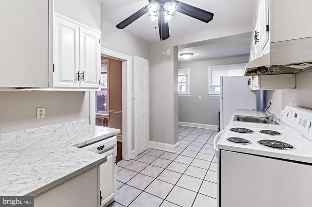 $1,800 | 2805 North Van Buren Street, Wilmington, DE 19802