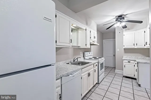 $1,800 | 2805 North Van Buren Street, Wilmington, DE 19802