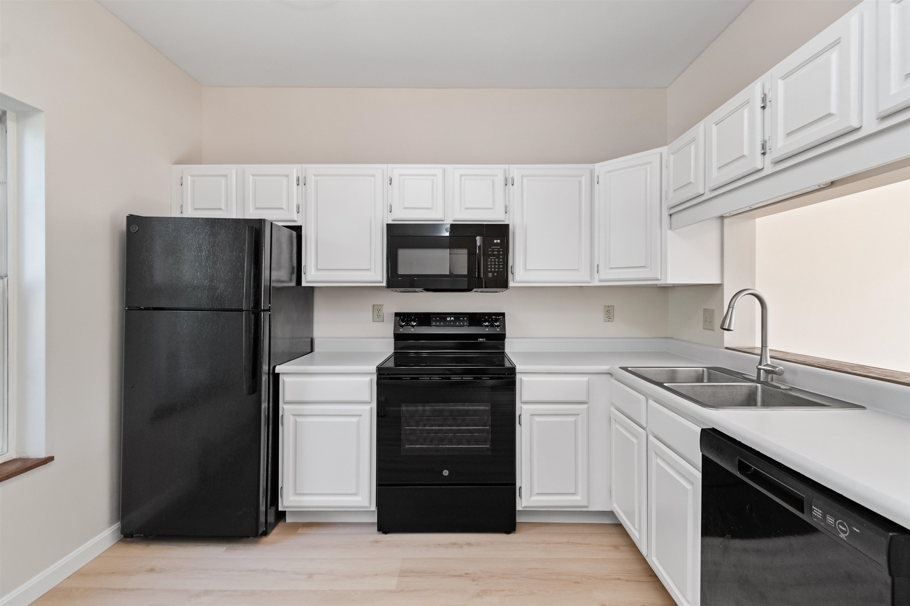 10 Kristen Court Williston, VT 05495 - Photo 5 of 38