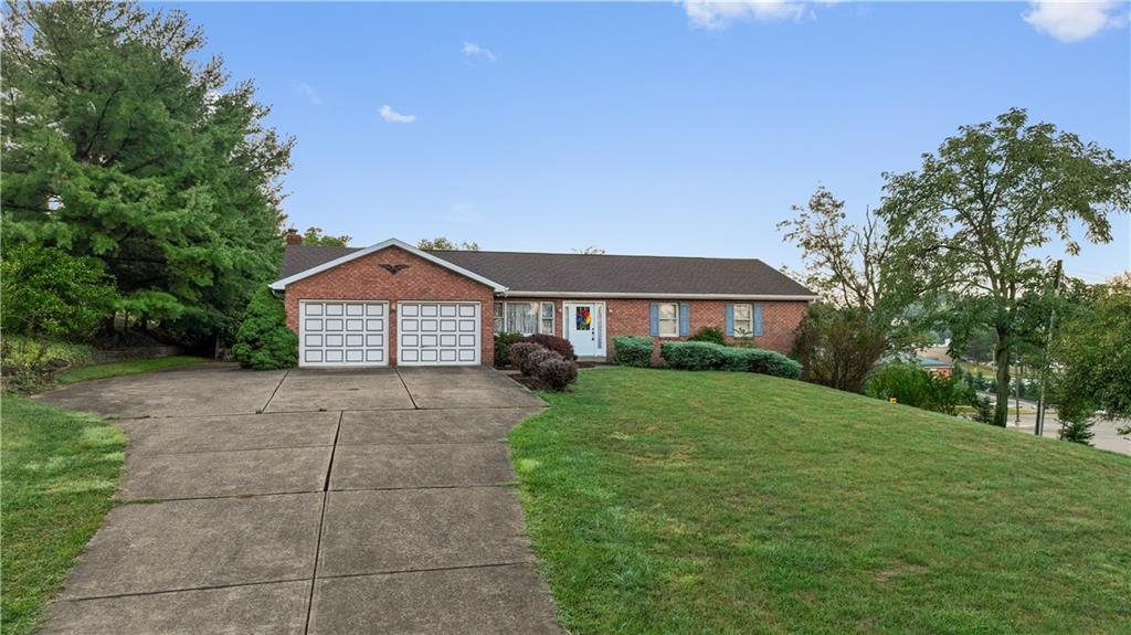 10 Munce Ridge Road Washington, PA 15301 - Photo 1 of 36 Welcome home to 10 Munce Ridge Road in the Trinity School District...