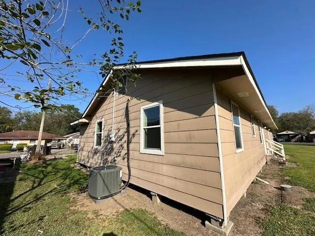 $129,000 | 1409 St Vincent Street, Donaldsonville, LA 70346