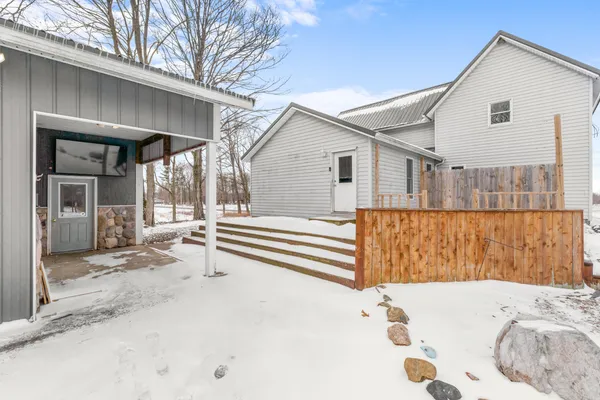$309,900 | 8100 22 1/2 Mile Road, Homer, MI 49245