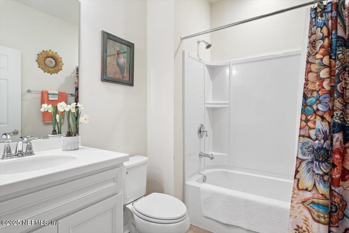 67 Woodbriar Road Ponte Vedra, FL 32081 - Photo 36 of 87 Guest bath #1 with tub