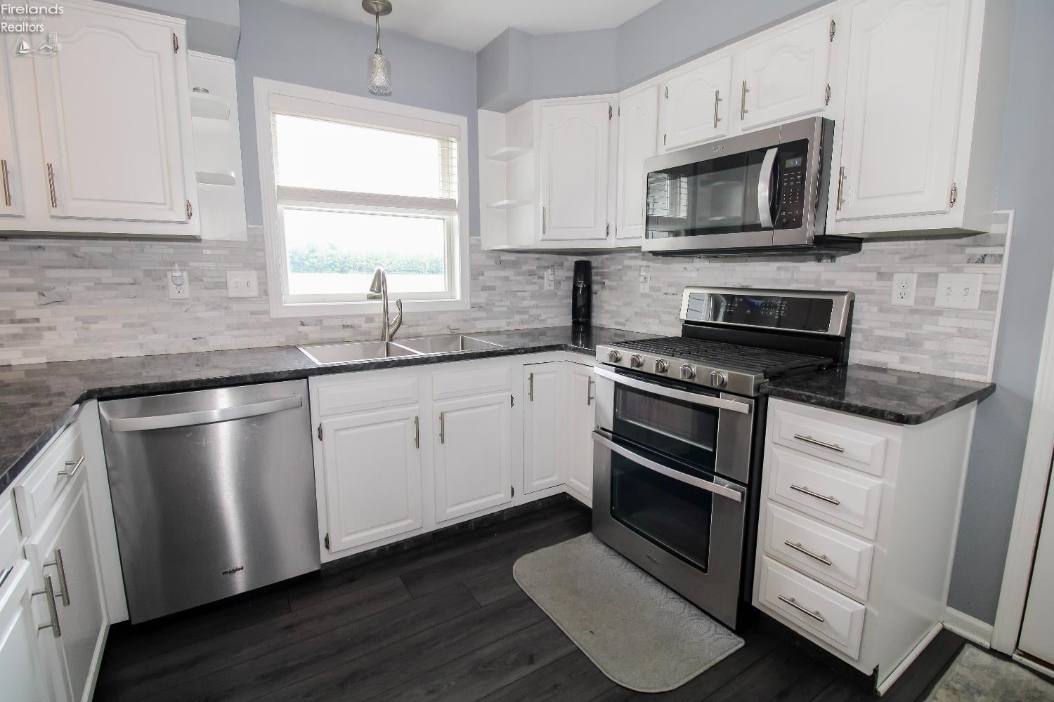 4715 West Mason Road Sandusky, OH 44870 - Photo 14 of 59 Gallery Image 14