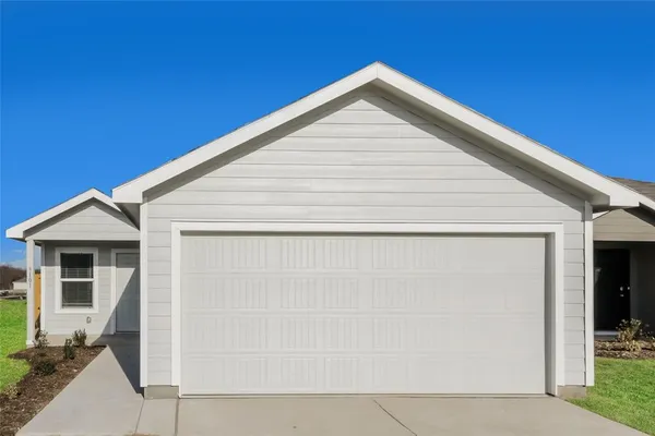 $1,970 | 3101 Helix Bay Drive, Crandall, TX 75114