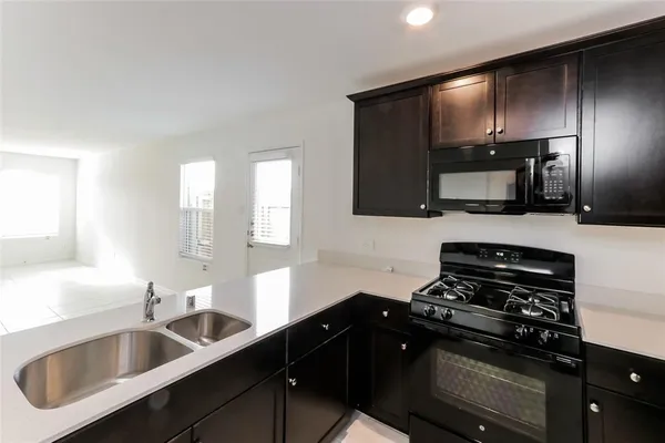 $1,970 | 3101 Helix Bay Drive, Crandall, TX 75114