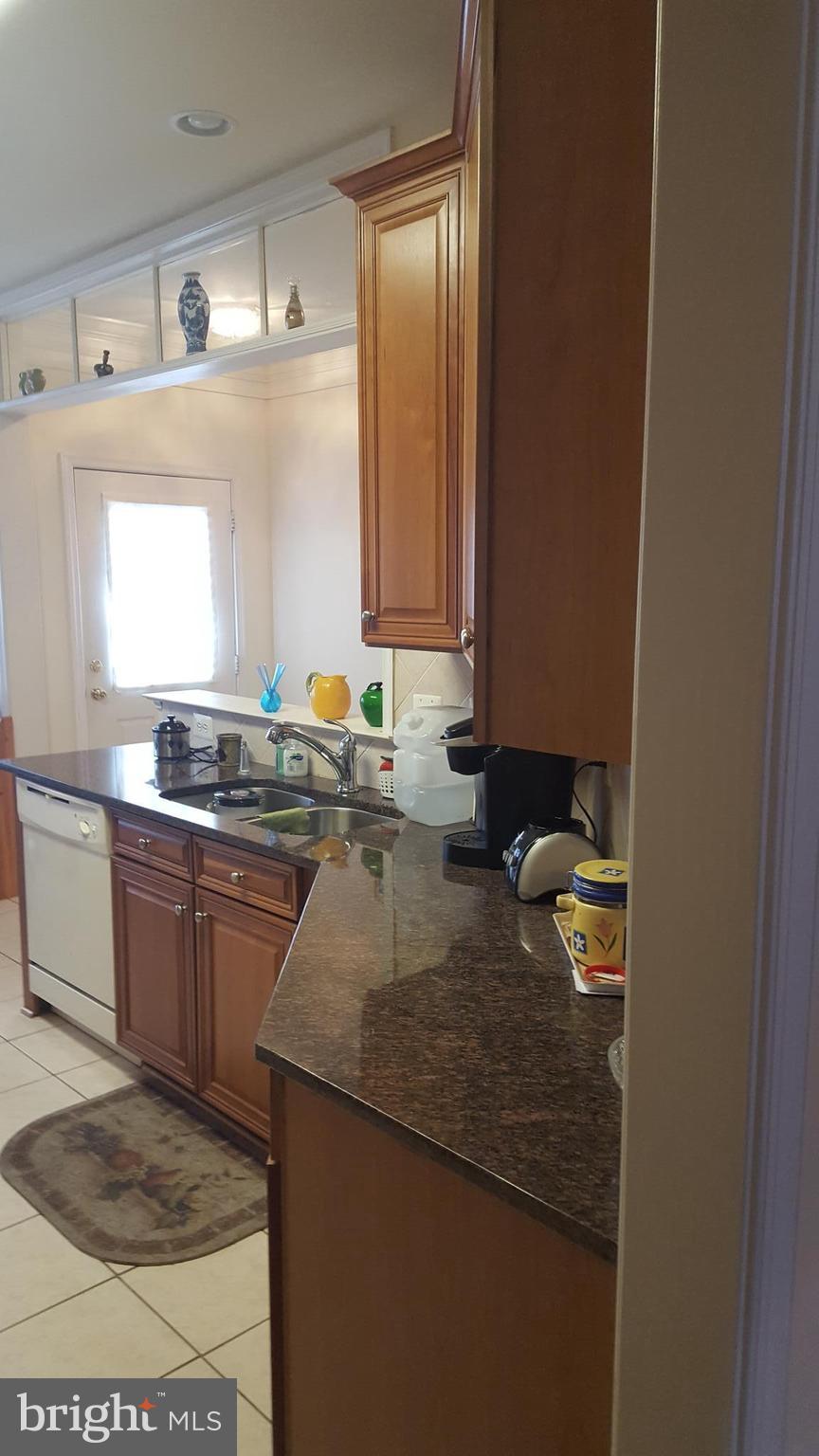 13212 Winding Trail Road Laurel, MD 20707 - Photo 6 of 16 Kitchen