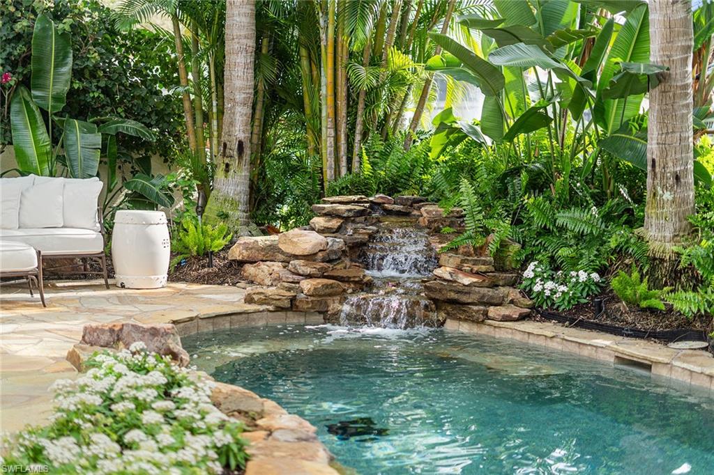 248 Point Salerno Naples, FL 34108 - Photo 7 of 39