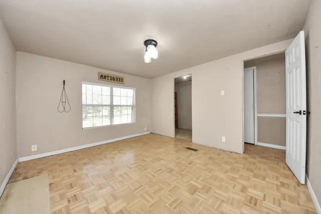 $180,000 | 10942 Autumn Lane, Cleveland, TX 77328